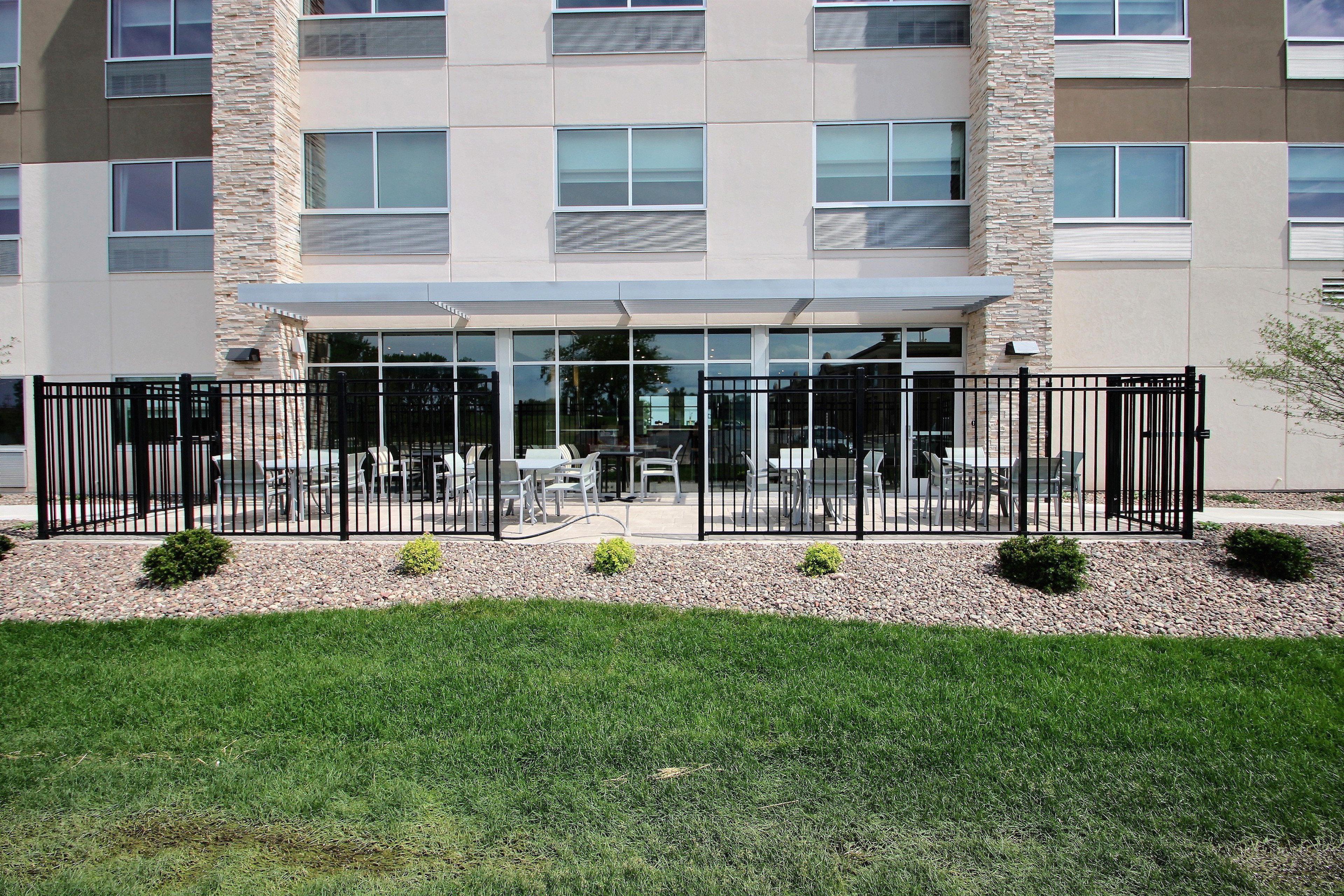 Holiday Inn Express & Suites Fond Du Lac By Ihg Exterior foto